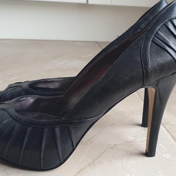Nine West Black Satin Peep Toe Pumps size 8.5 heel 4" - Picture 7 of 7